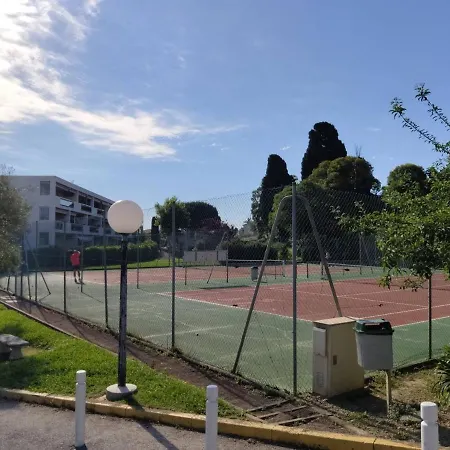 アパート Avec Vue Mer, Piscine, Tennis Et Parking - - Fr-1-252-159 アンティーブ